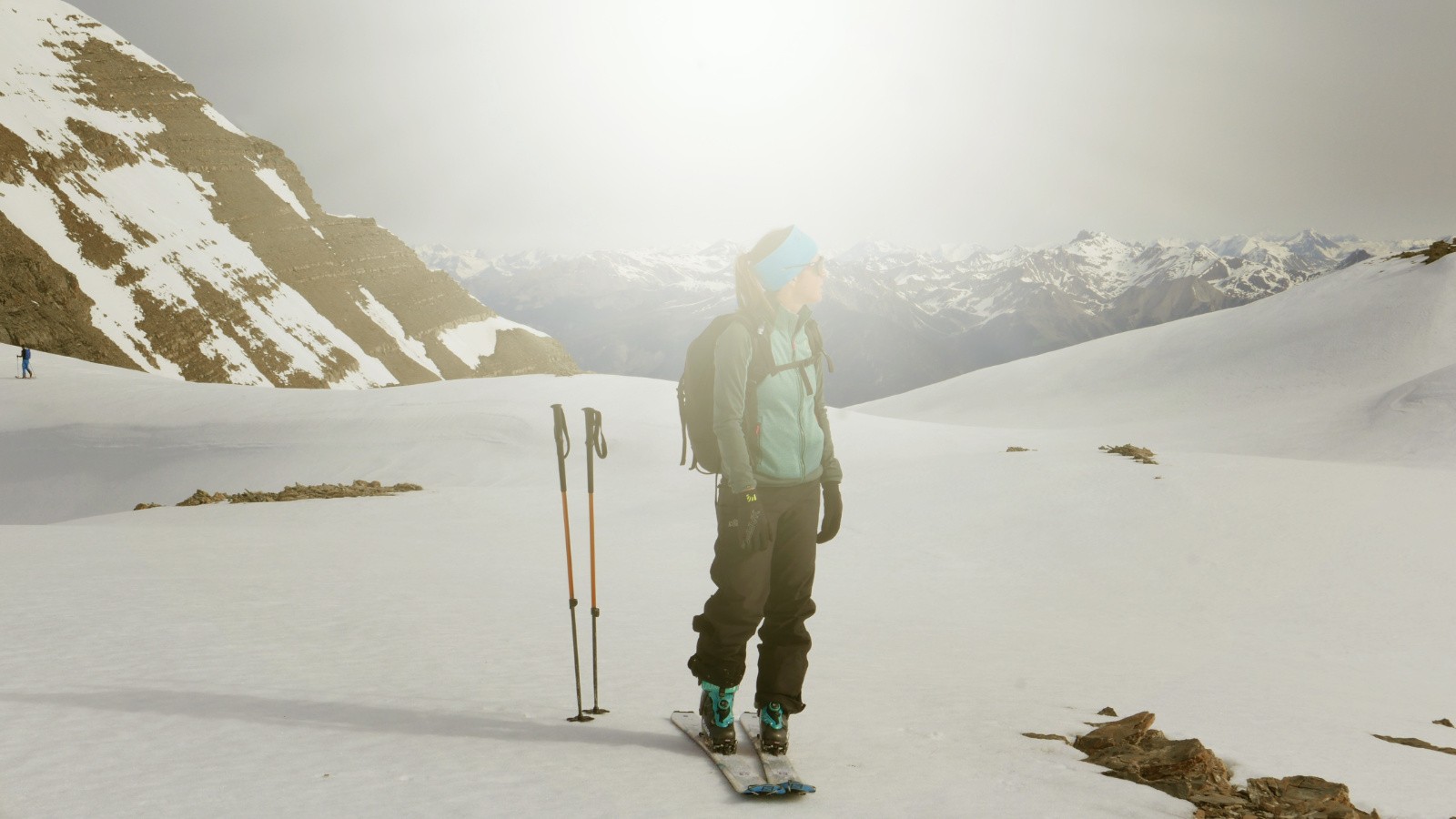 Le haut du couloir dans 10 minutes.