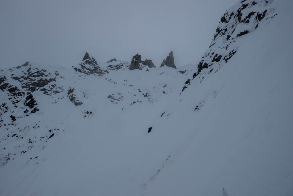 on brace trop : la veine de neige dure nous mÃ¨ne ici
