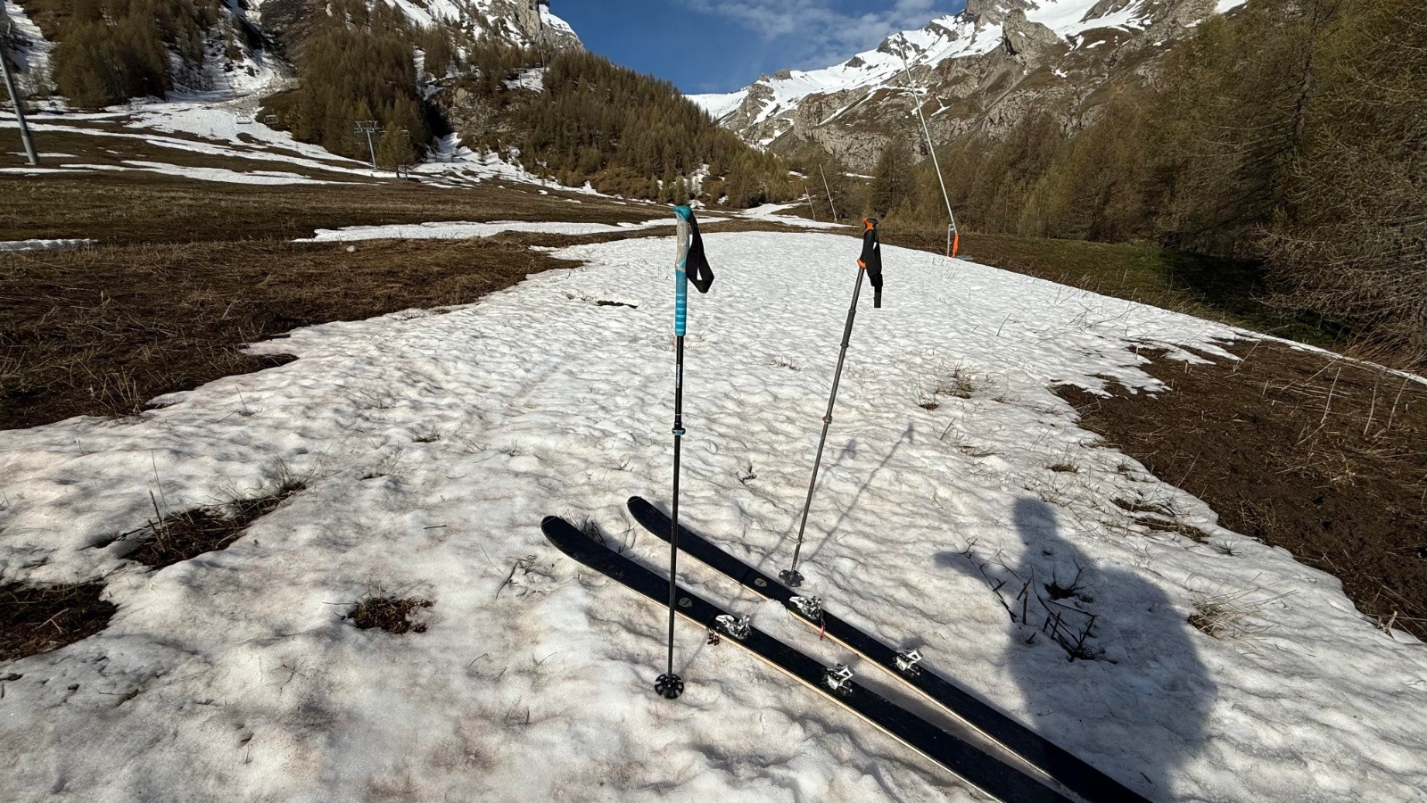 Ça chausse encore à la bagnole