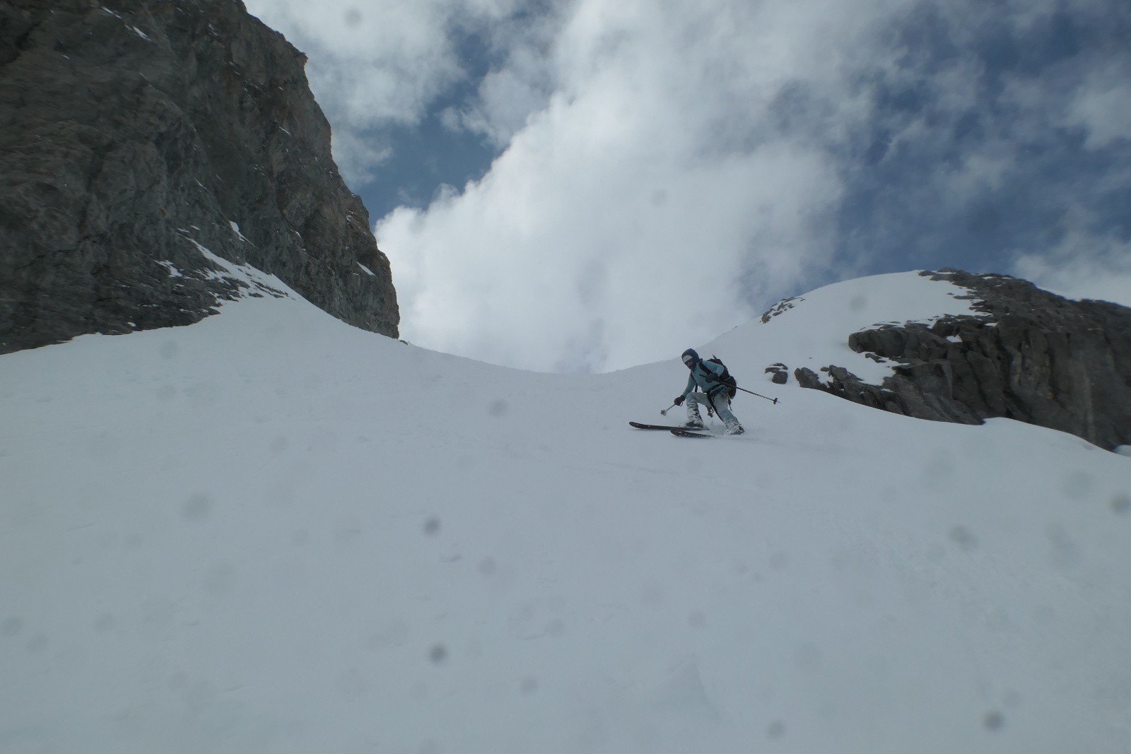 Descente rive droite du Glacier Blanc 