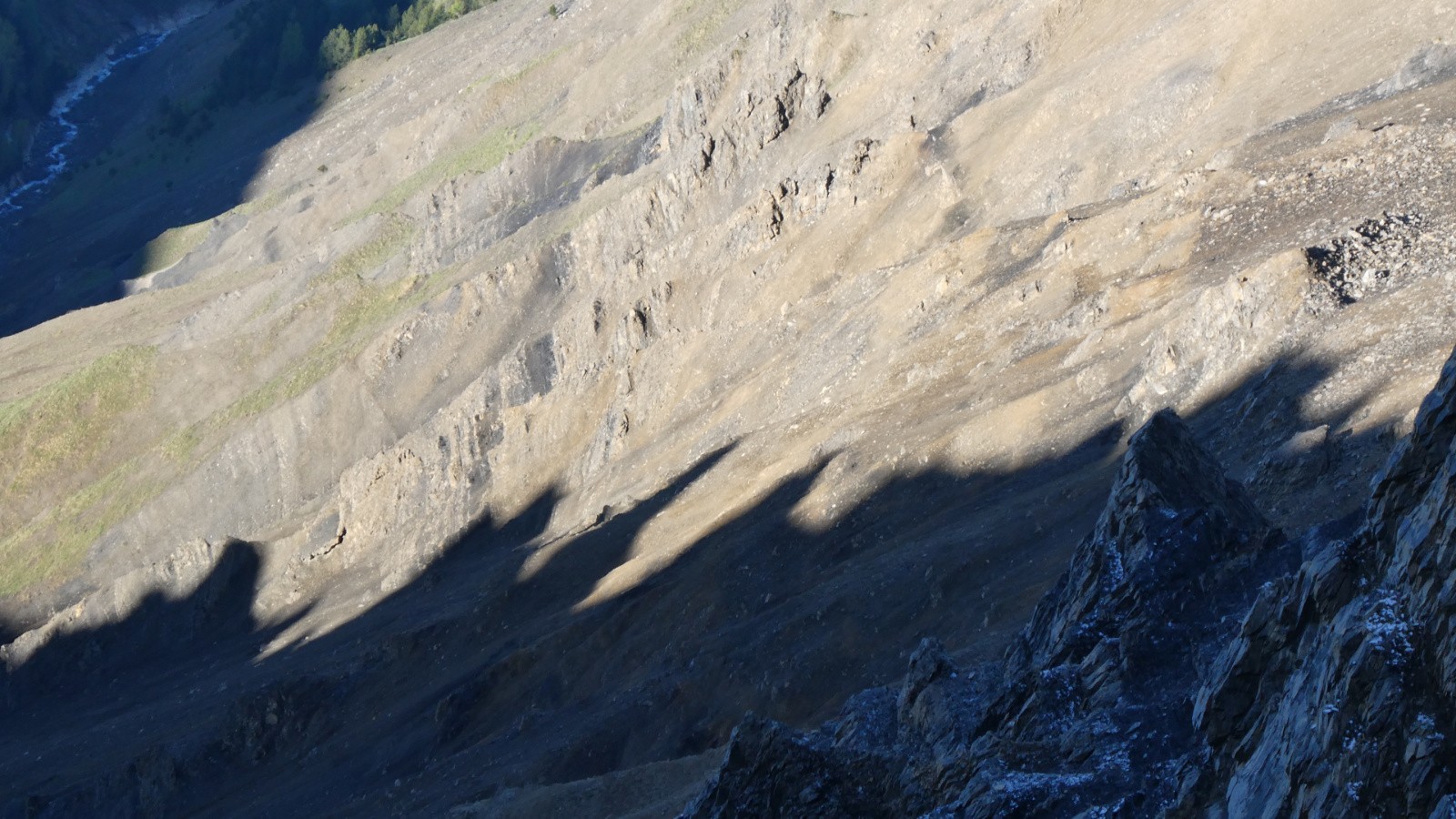 ombre et lumière dans les abîmes 