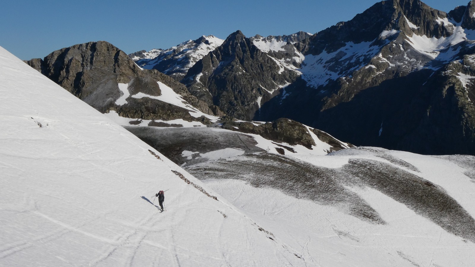 ma sherpani sur fond de Belledonne 
