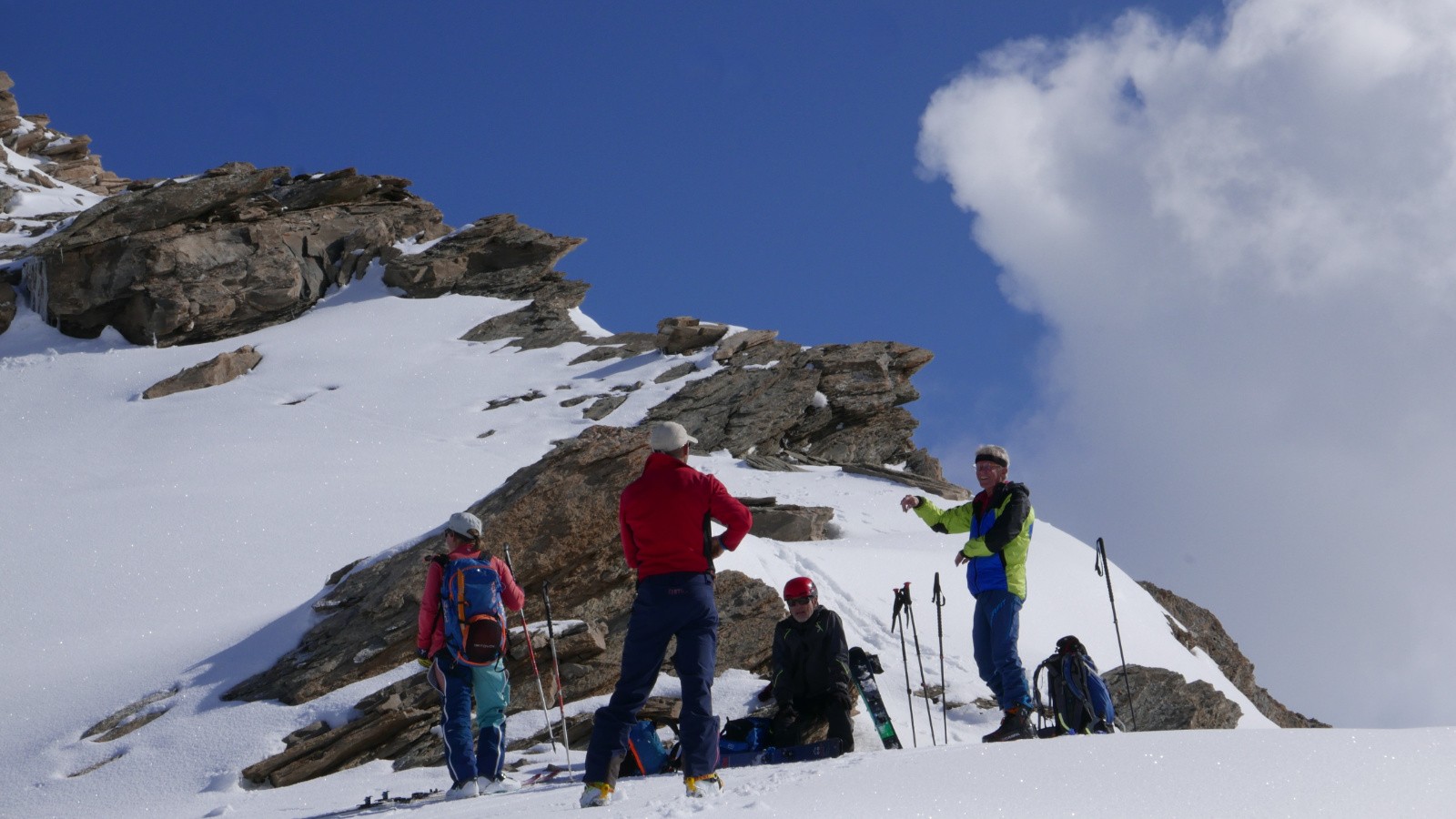 Sous le Pic de Farnereita: passage en mode piéton.