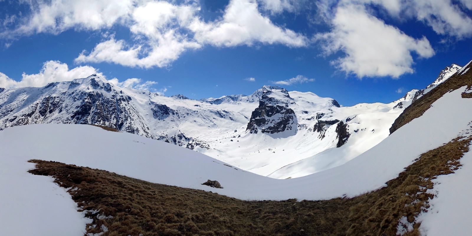 Vallée d'Etache depuis la Crête de Côte Cornue