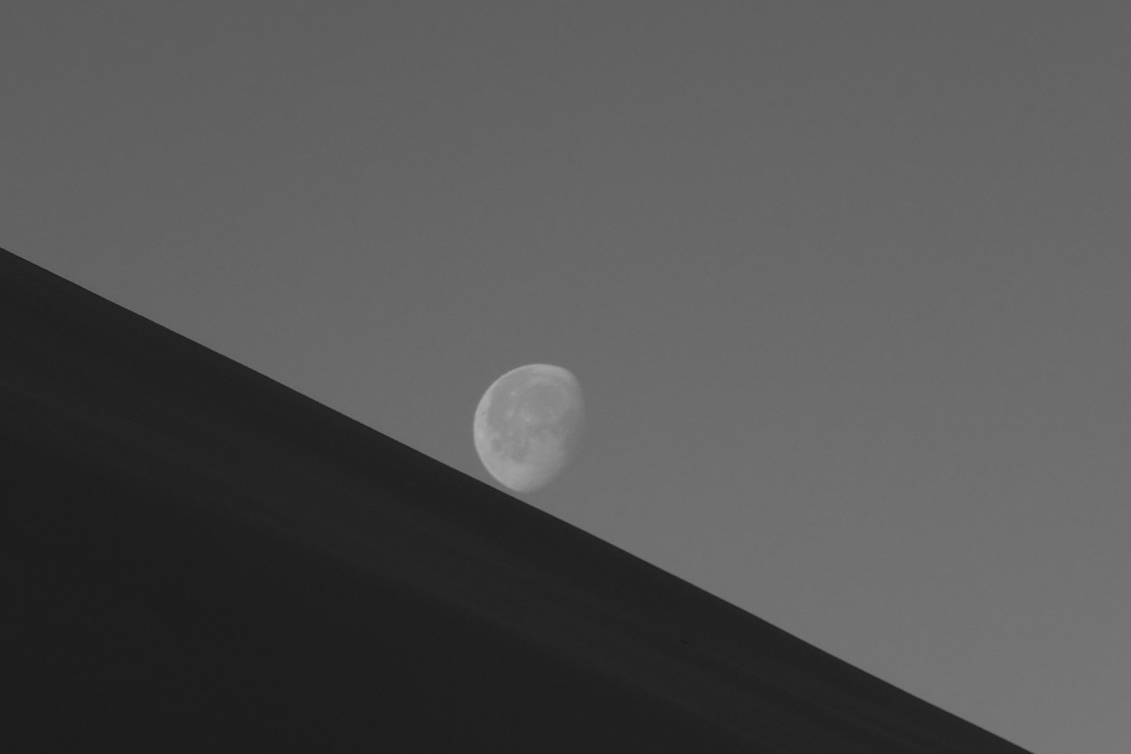 Satellite dré dans l'pentu!