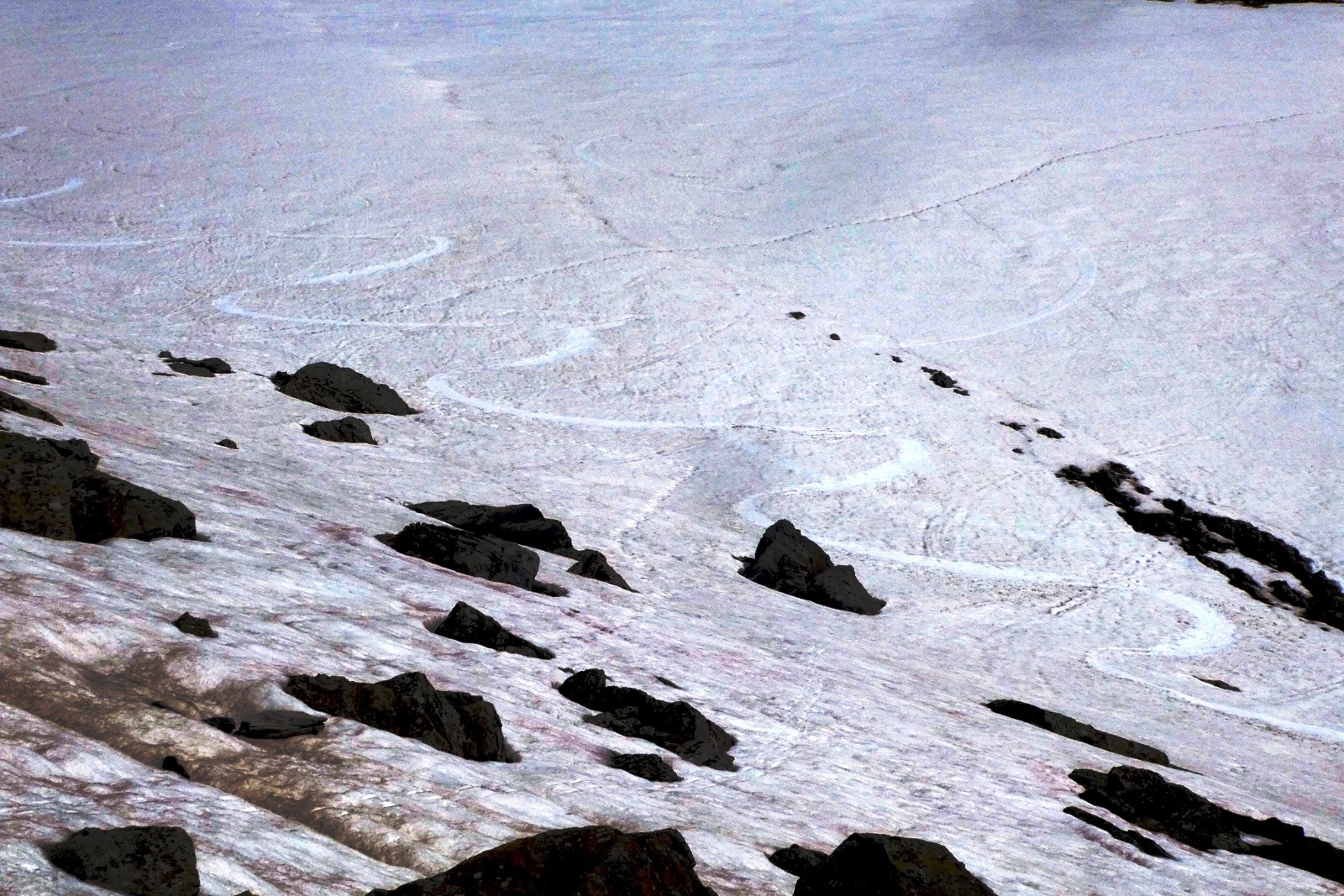 bas de la pente sommitale