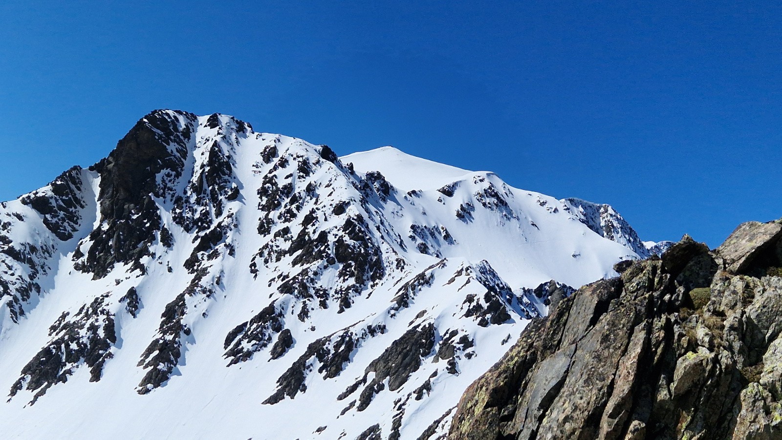 aiguille noire et dome des cochettes 