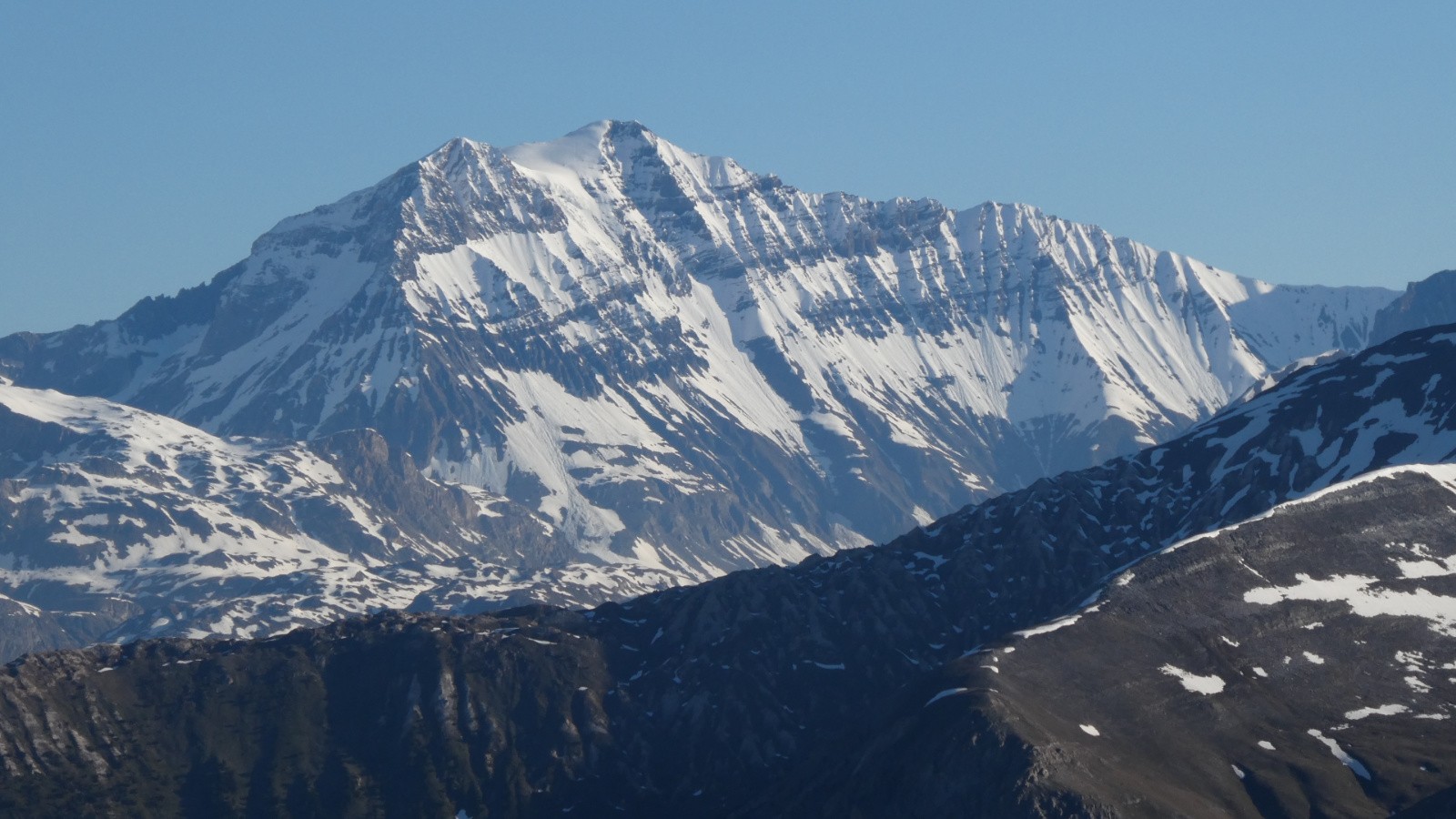 #5 J1 dédicace à ceux qui ont skié ce versant de la Grde Casse J1 dédicace à ceux qui ont skié ce versant de la Grde Casse