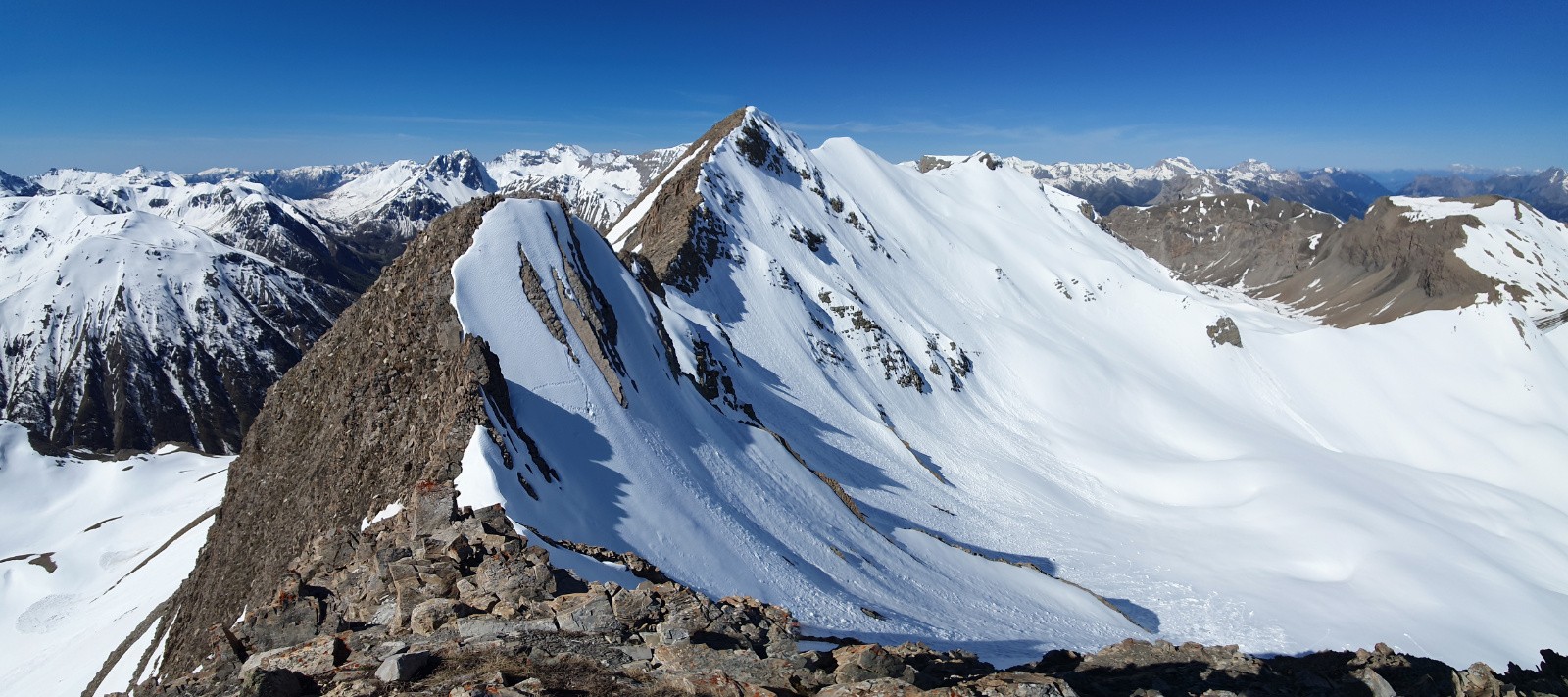 Cimes Centrale et Ouest du Chevalier 2886m