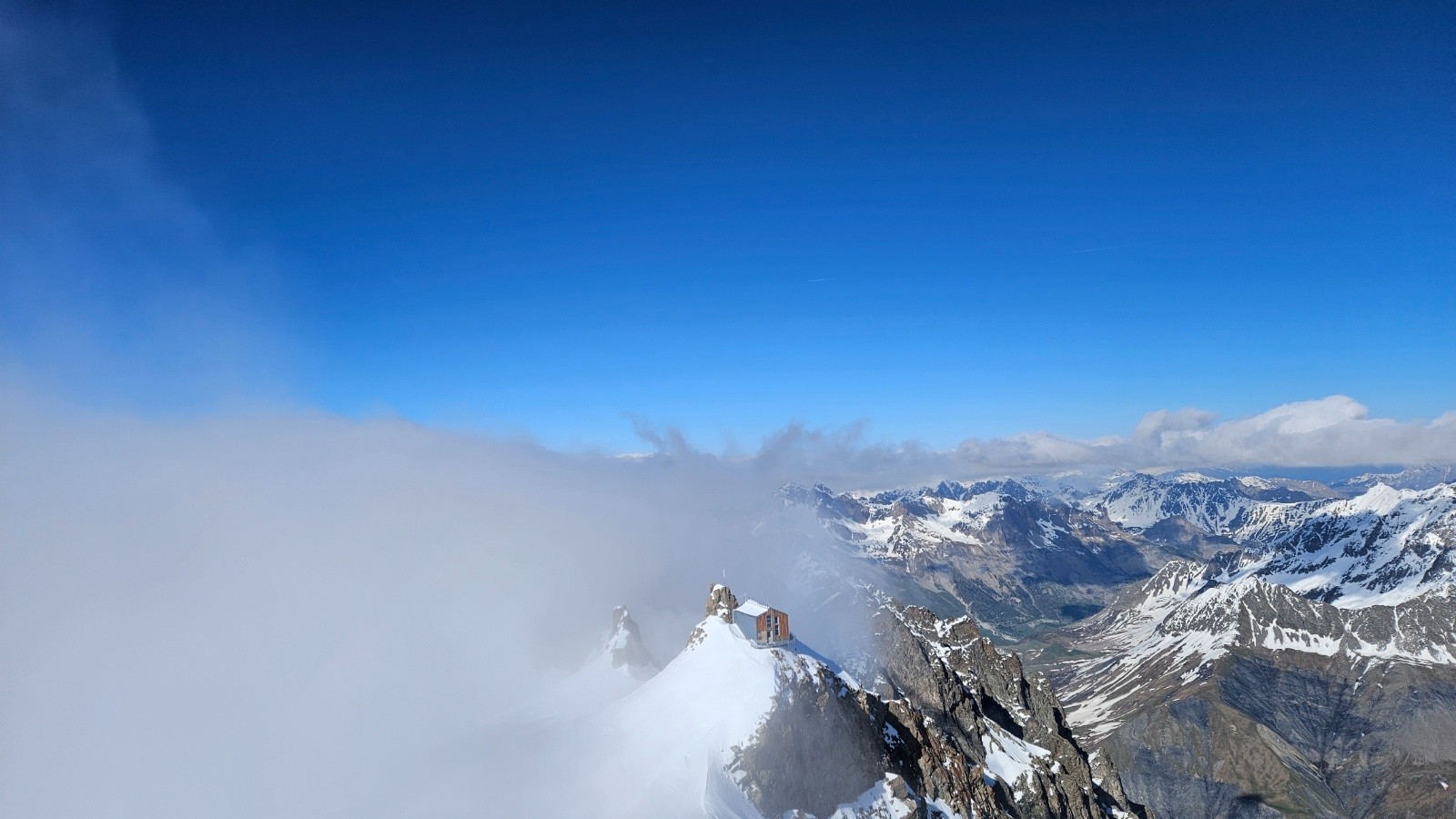 &nbsp;L'Aigle perché.