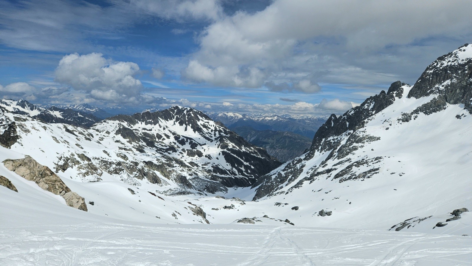 depuis la brèche d'argentière vers le Glandon&nbsp;