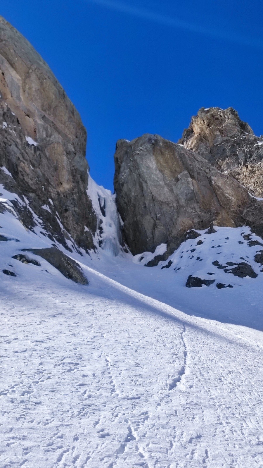 Ressaut du pied du couloir N du Panestrel