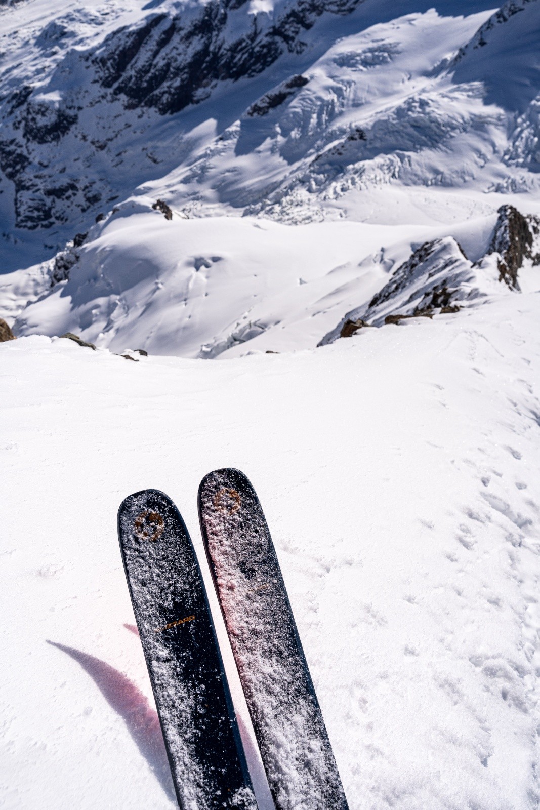  Départ du sommet à ski