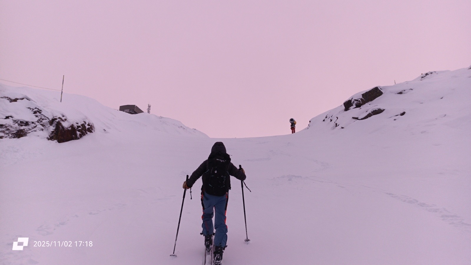 #13 On se dépèche avant la nuit On se dépèche avant la nuit