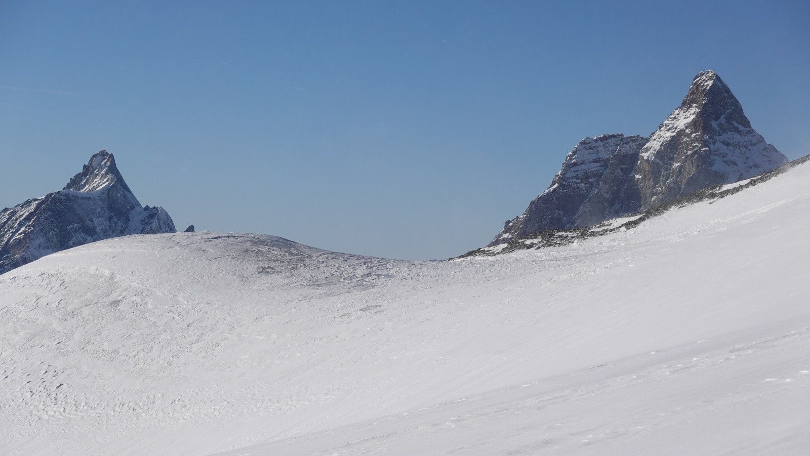 #16 Dent d Dent d'Hérens et Cervin depuis le plateau du Cervin