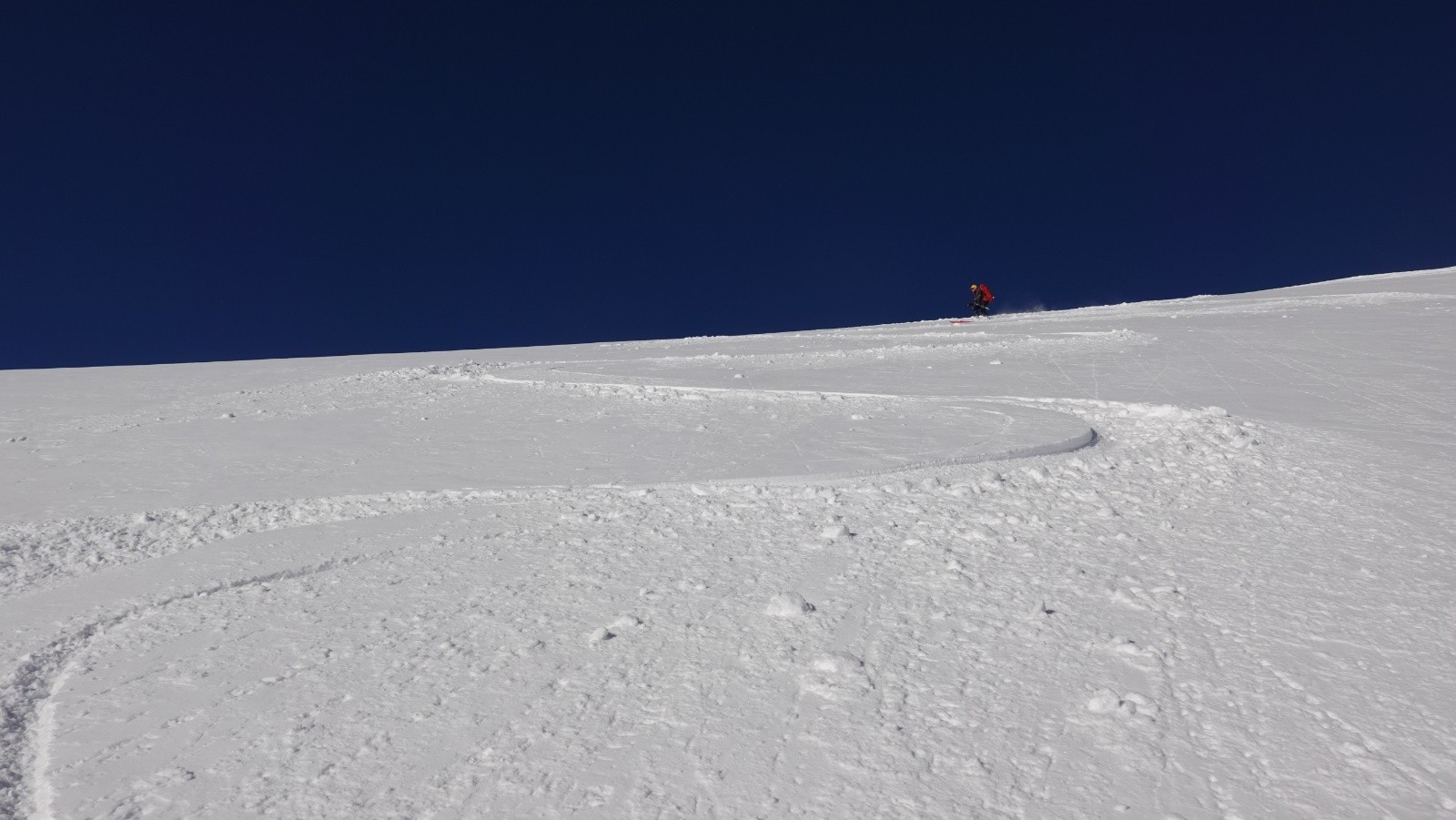 #13 TrĂšs bonne poudreuse TrĂšs bonne poudreuse