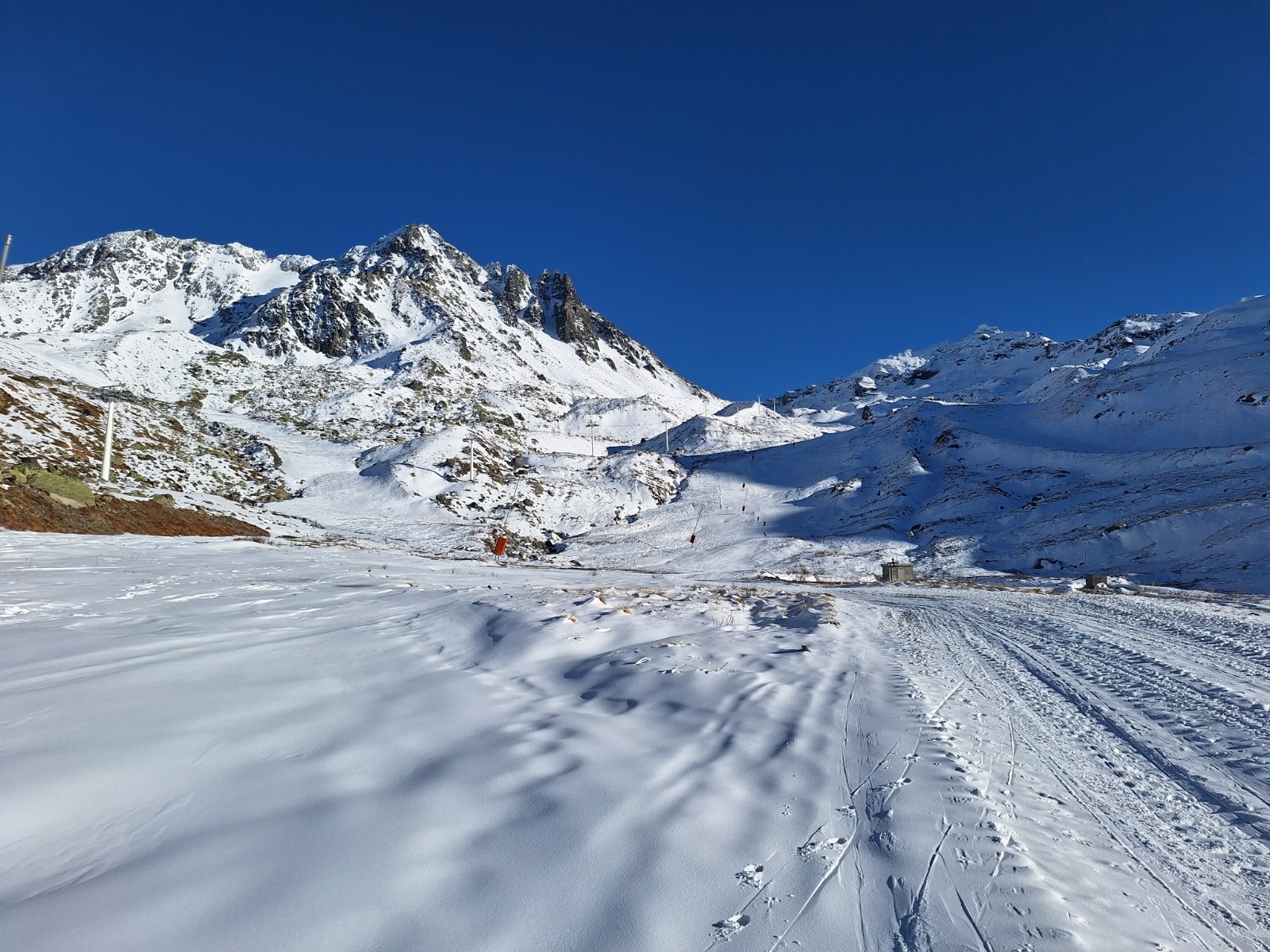  Vue dans le rétro sur les pistes