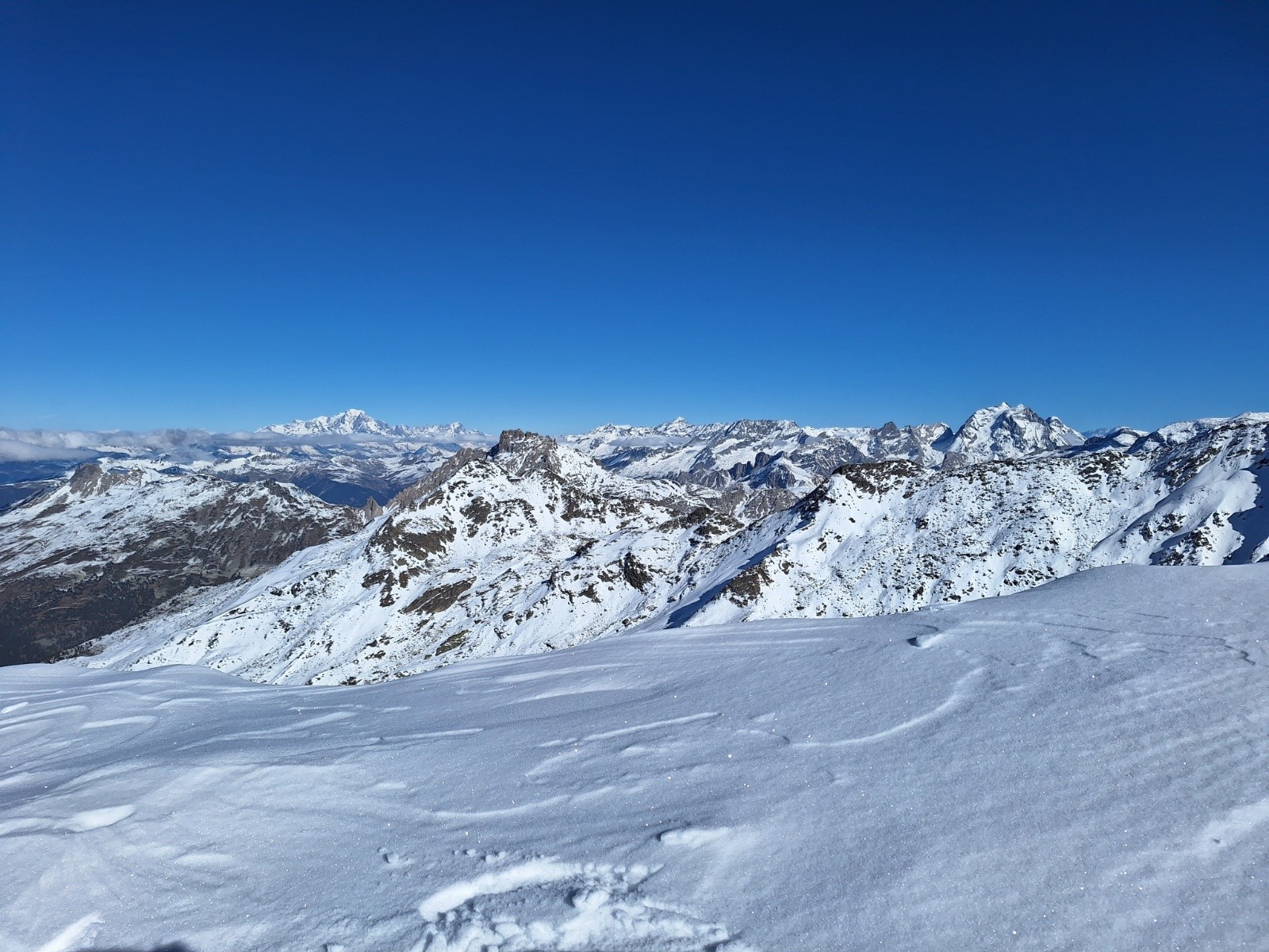 Côté Mont-blanc depuis le sommet