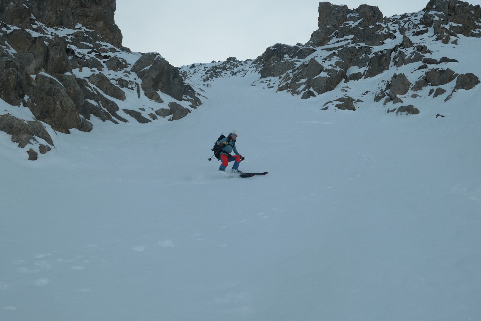 Dans le couloir de sortie 