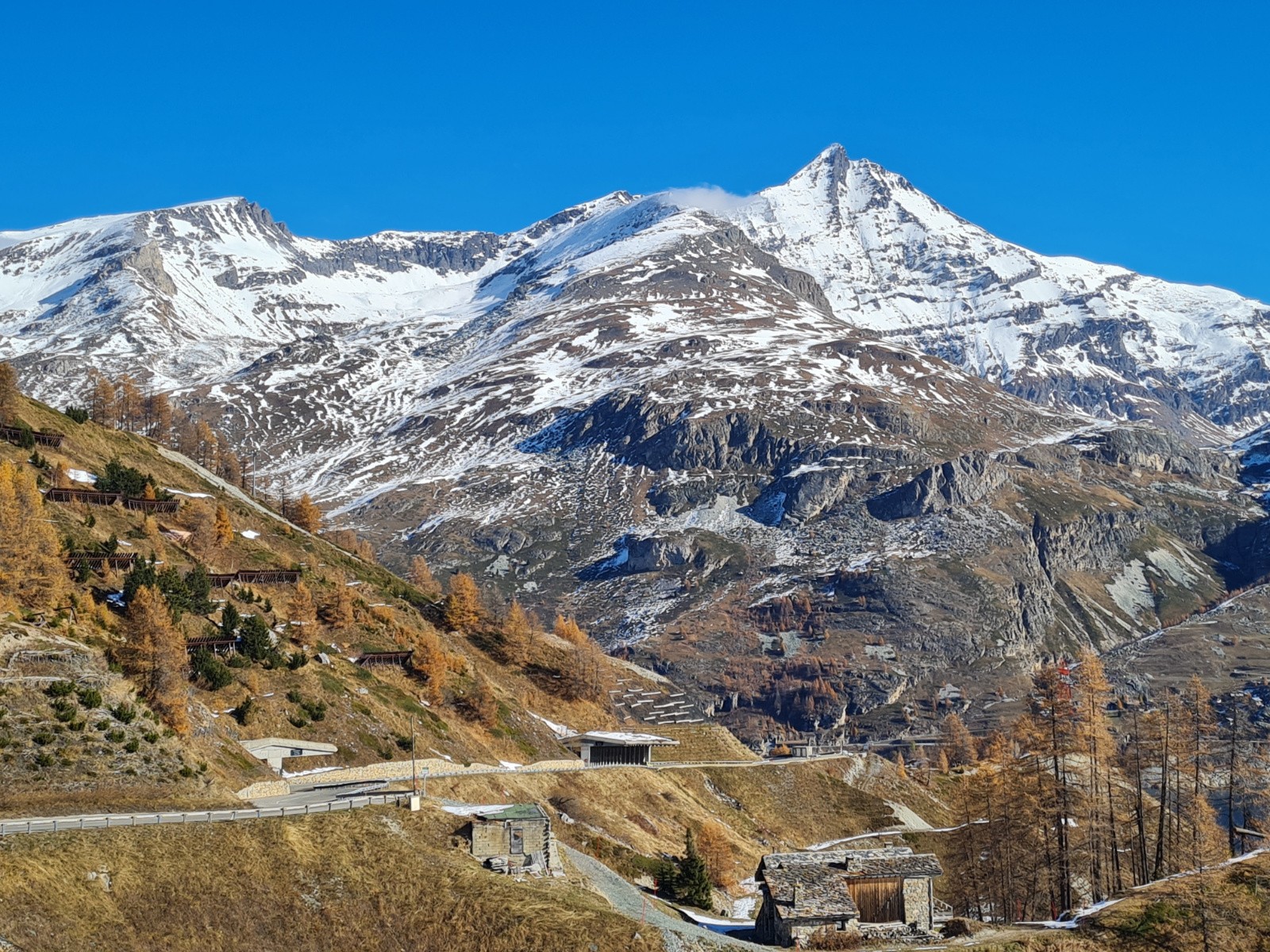 Franc recul de l'enneigement sur les contreforts de la Gd Sassière