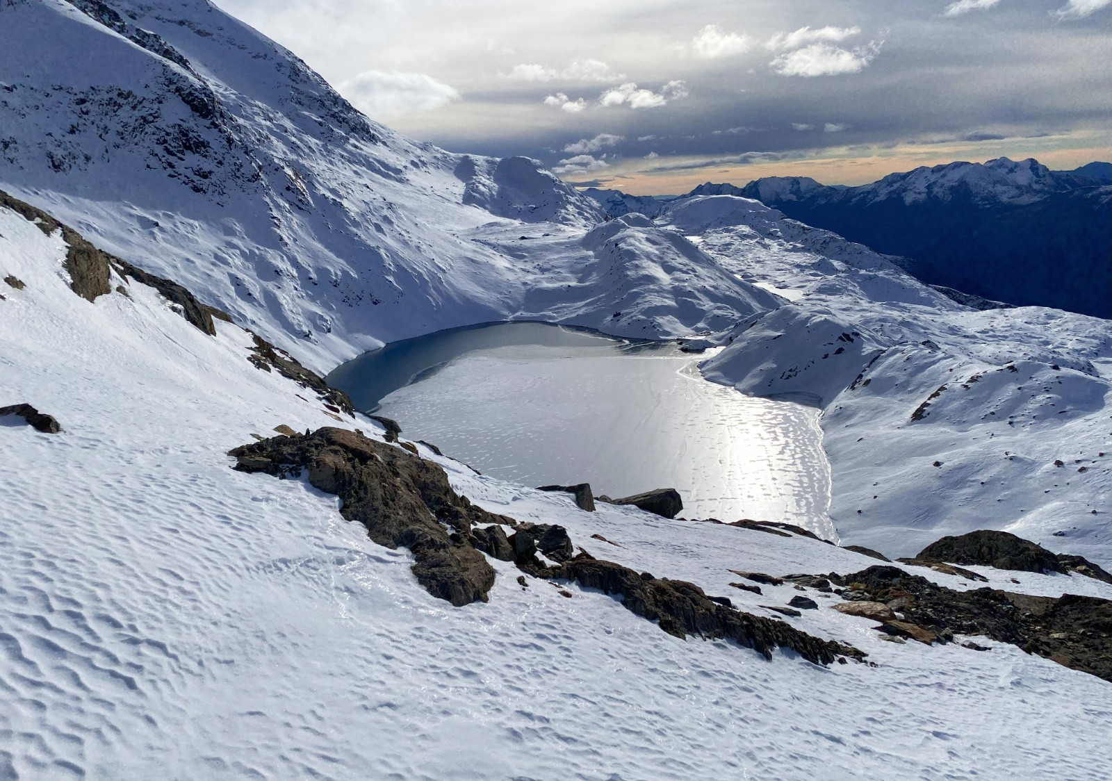 Le lac toujours à la redescente 