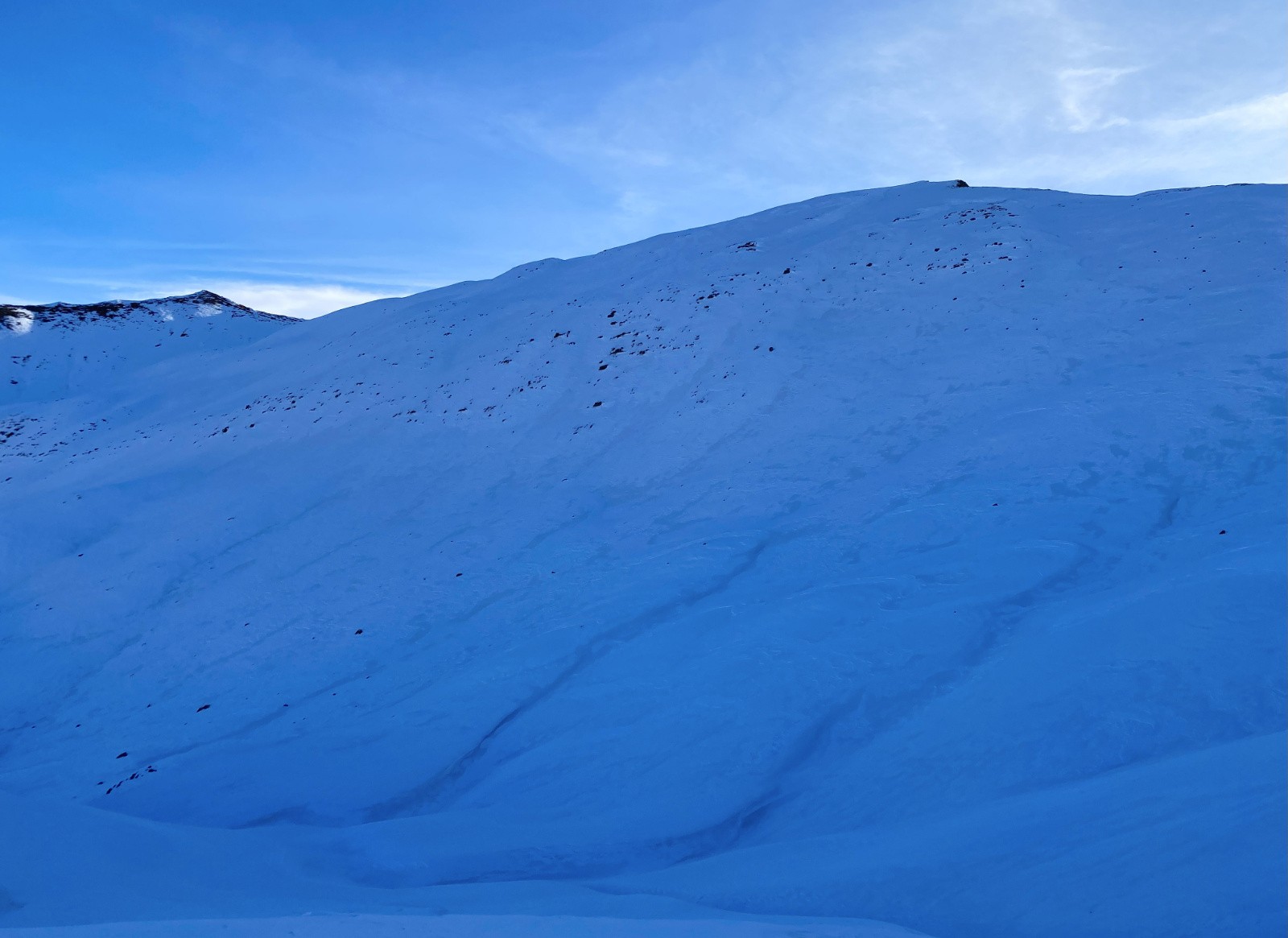 Ressaut du haut des aiguillettes délicat avec le faible enneigement 