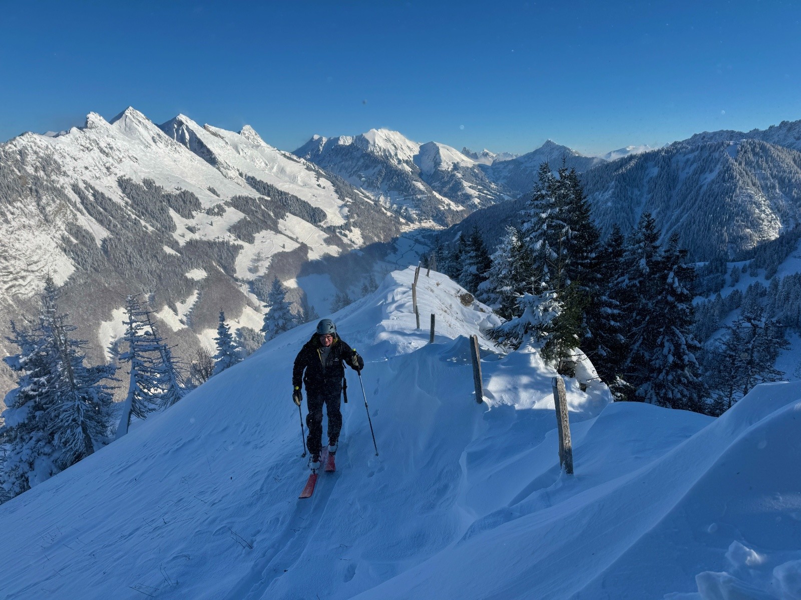 #15 Arrivée au sommet de Rustoz aka Le Verdy Arrivée au sommet de Rustoz aka Le Verdy