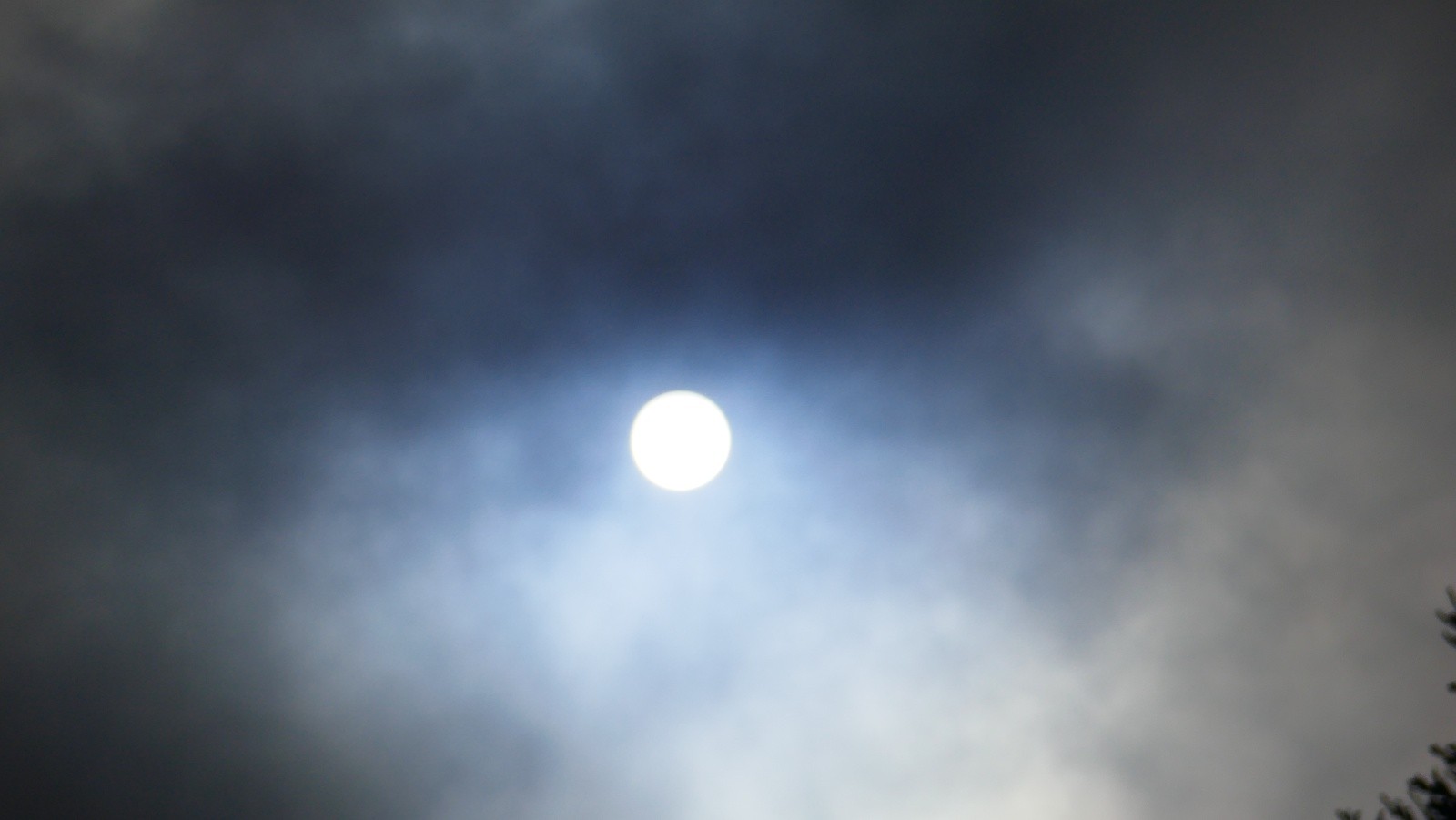 #13 Astre cache-cache... Astre cache-cache...