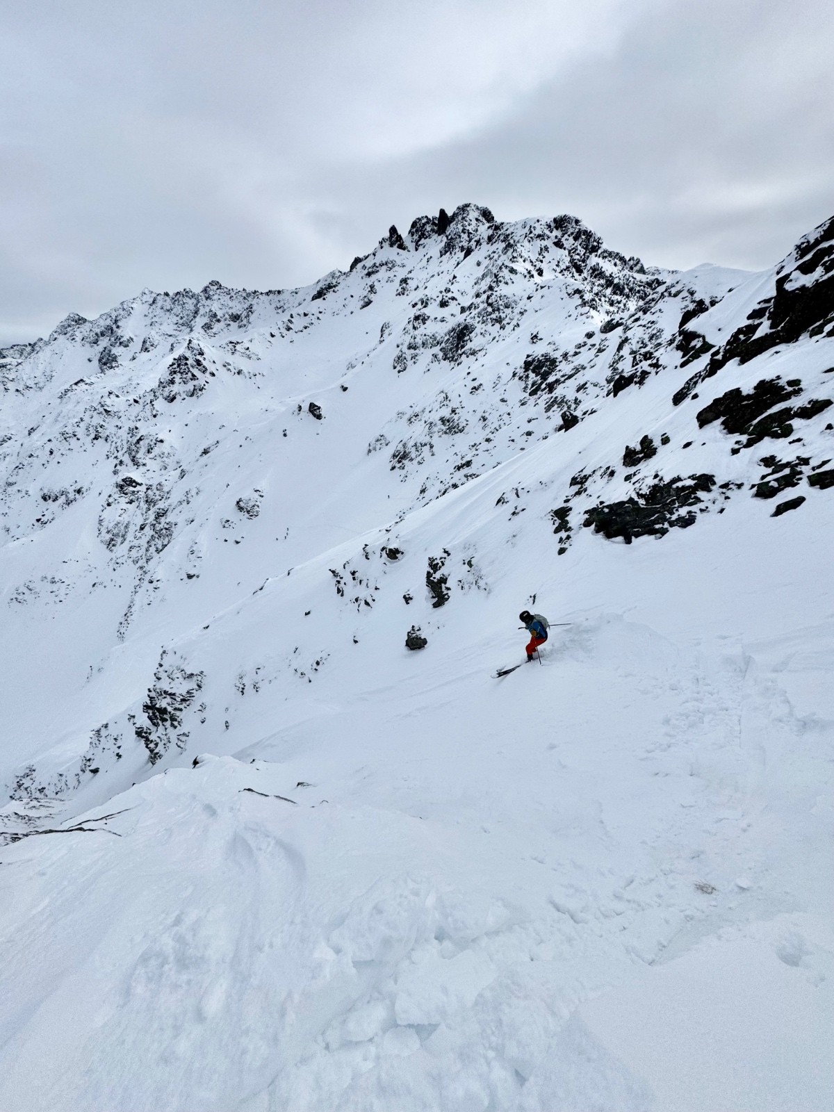#5 Entrée du couloir NE Entrée du couloir NE