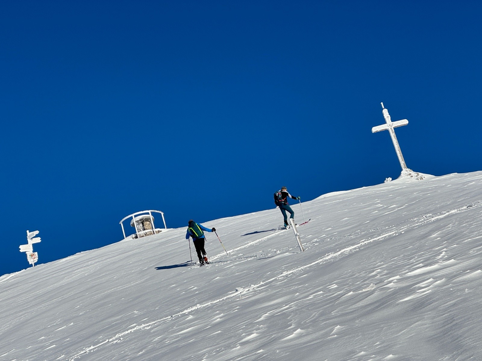 #15 Arrivée synchro avec 2 cordées Arrivée synchro avec 2 cordées