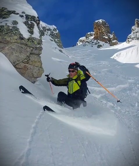  Ma pomme style bras en l'air...