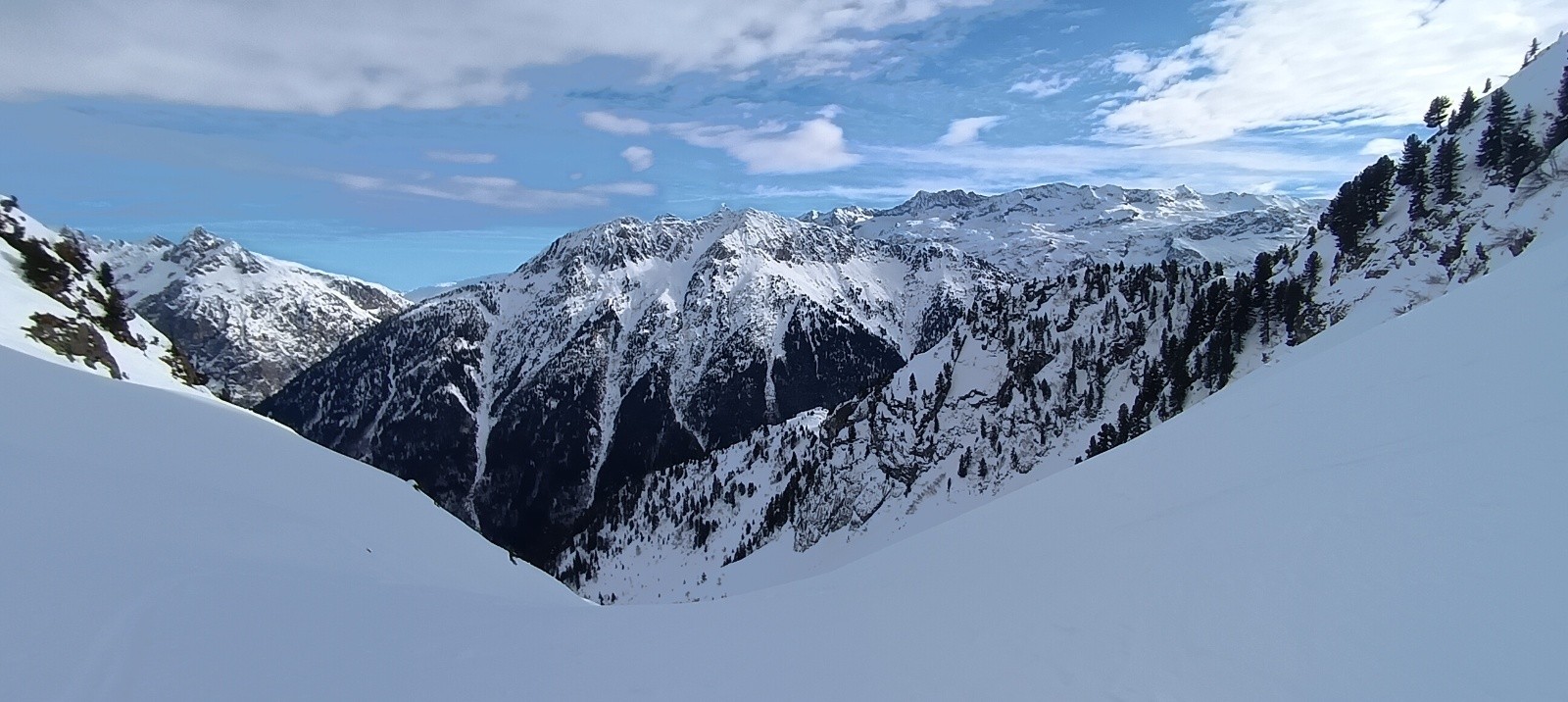 #3 Vue sur le grandes Rousses en montant Vue sur le grandes Rousses en montant