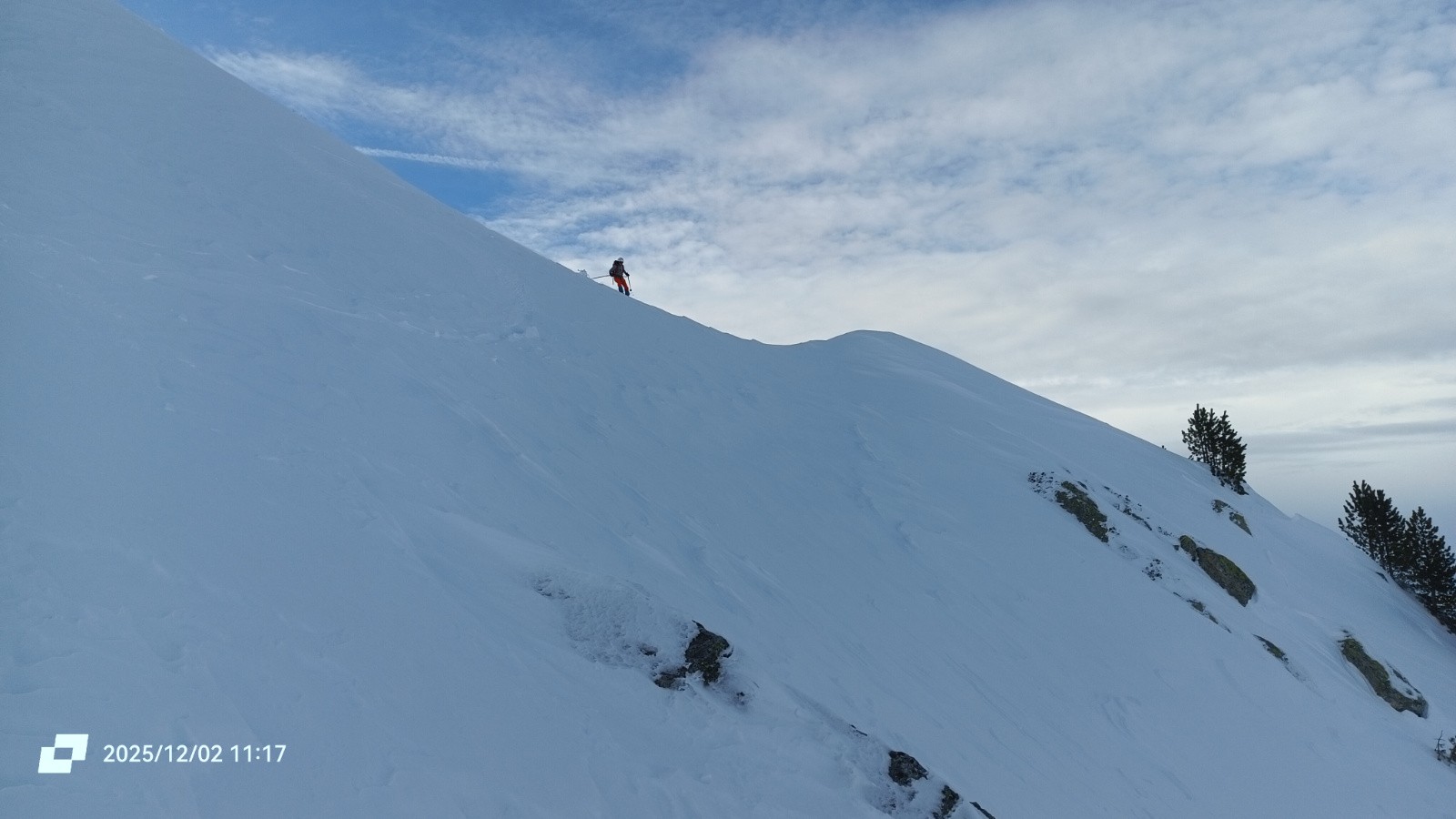 #16 Descente Descente