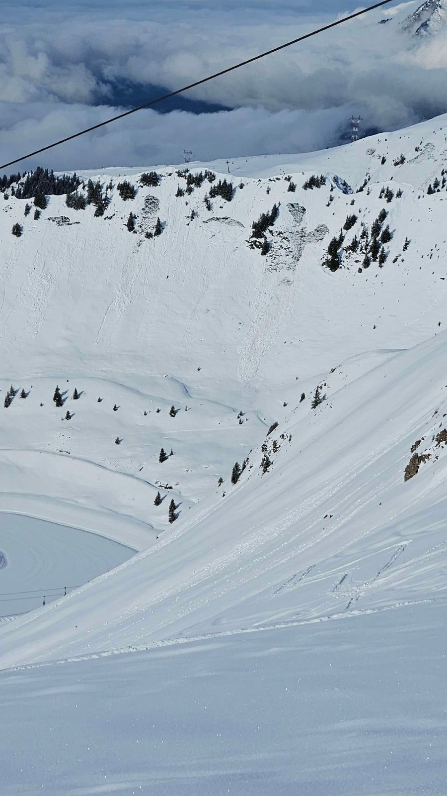 #1 Face SSO sous les Grands Vans Face SSO sous les Grands Vans