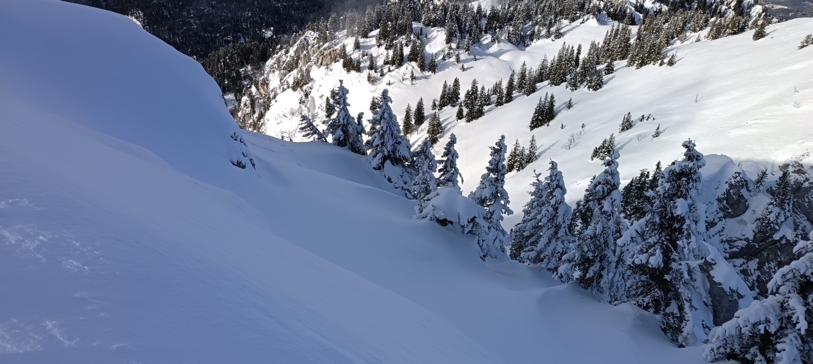  La traversée sous le sommet à emprunter au dessus du couloir N proprement dit 