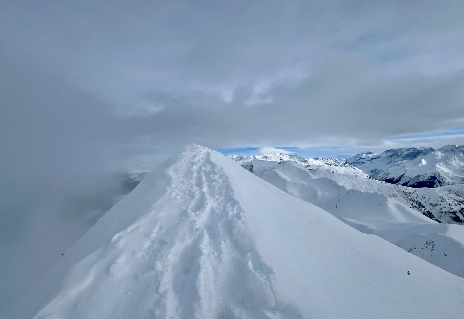  Entre brouillard N et soleil S 