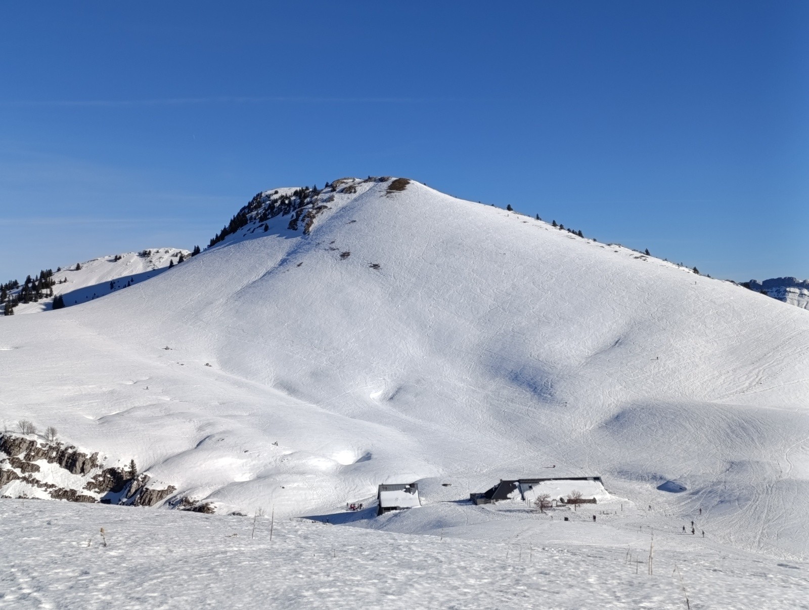 #6 Encore bien charmant... Encore bien charmant...