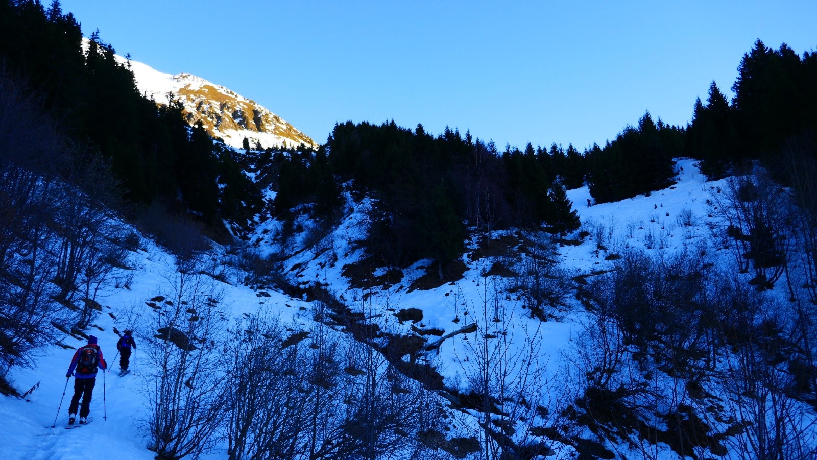 Passage merdique, couteaux utiles!😱