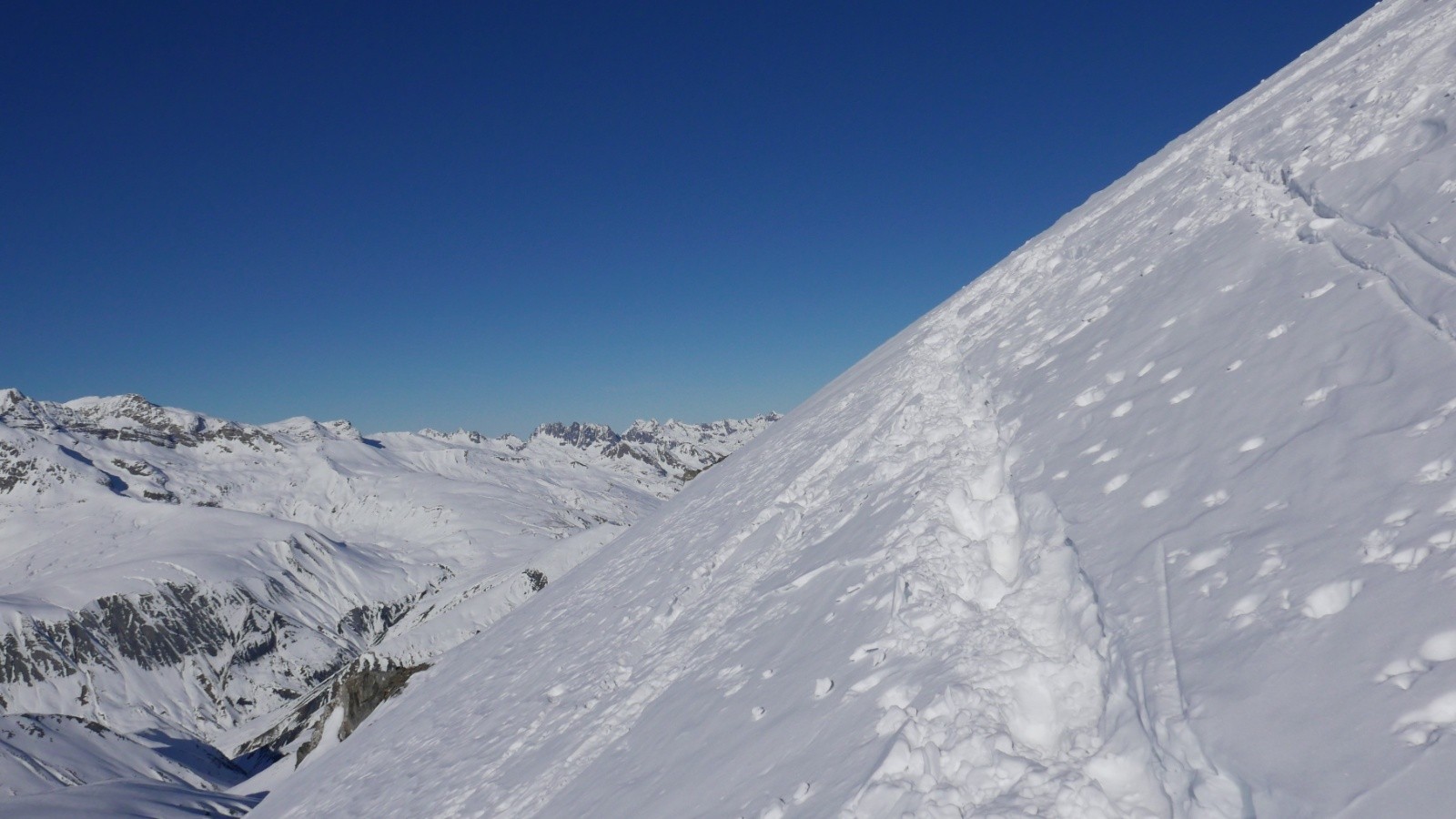 #7 Trace de raquette Trace de raquette