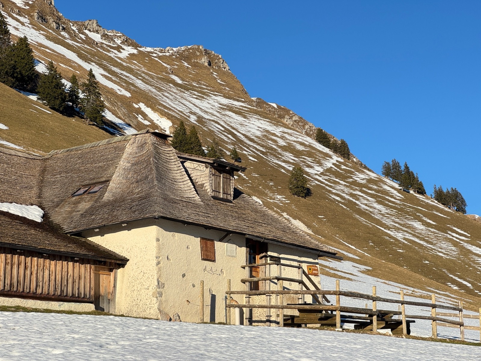 Teysachaux versant S... malgré les apparences, ça monte encore à ski