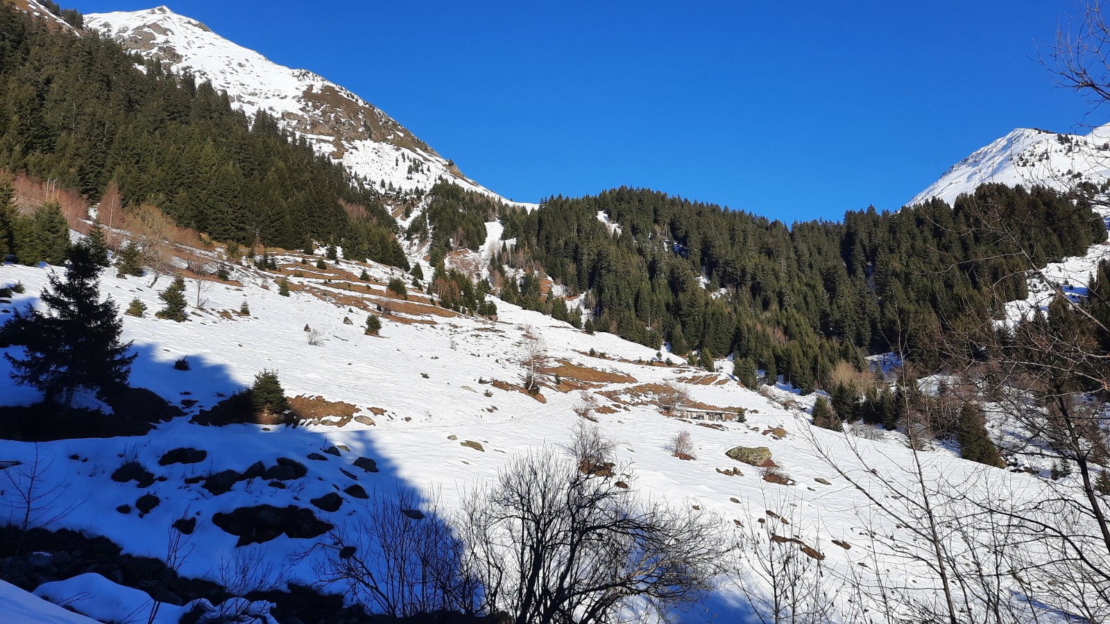#12 Prudemment, ça passe très bien Prudemment, ça passe très bien