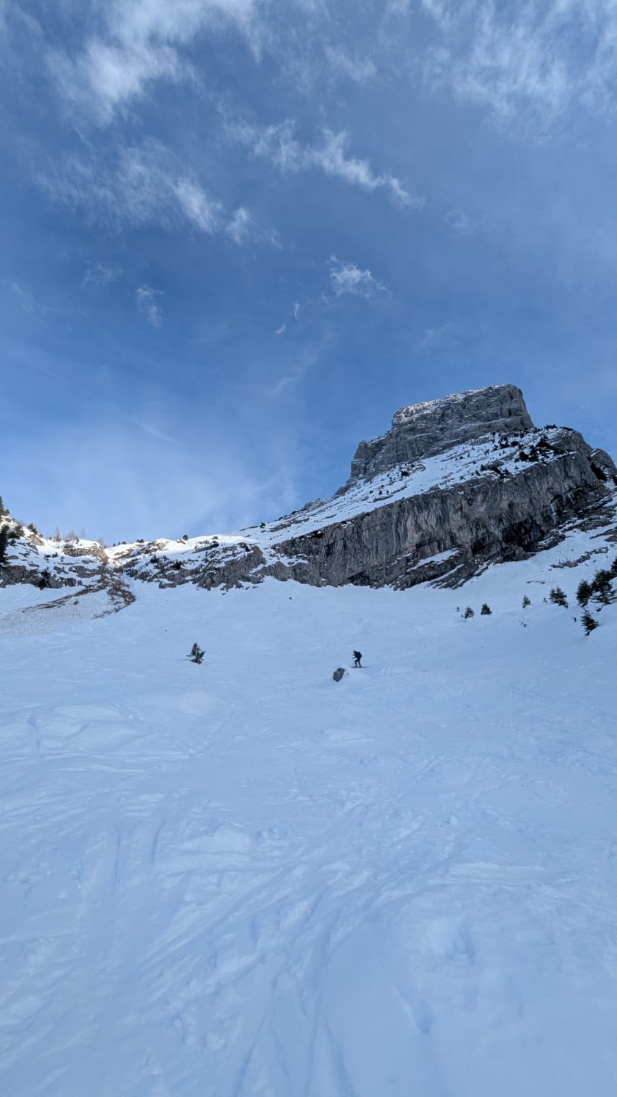 #5 Avalanche de fond en entrée de la combe de Tardevant Avalanche de fond en entrée de la combe de Tardevant