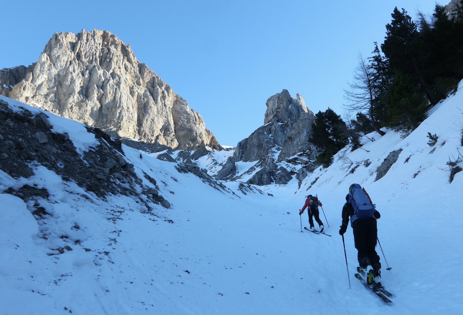 #2 Half-pipe sous les Vachères et le Serre Long Half-pipe sous les Vachères et le Serre Long