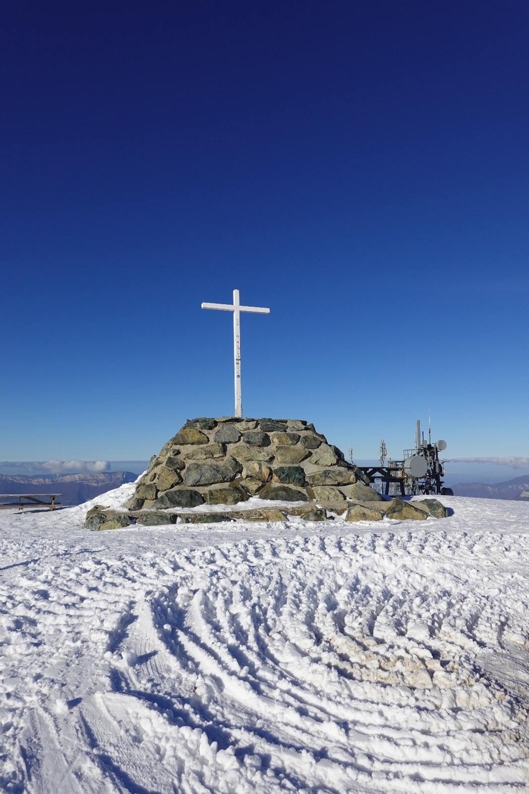 #12 Personne à la Croix Personne à la Croix