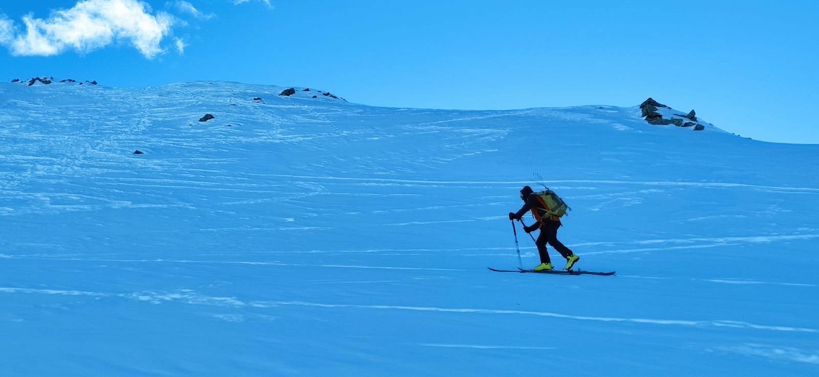 &nbsp;Pente N croûtée sous le sommet&nbsp;