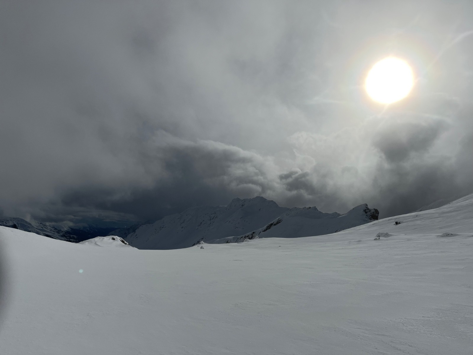 #8 J2: ha si ! J2: ha si !