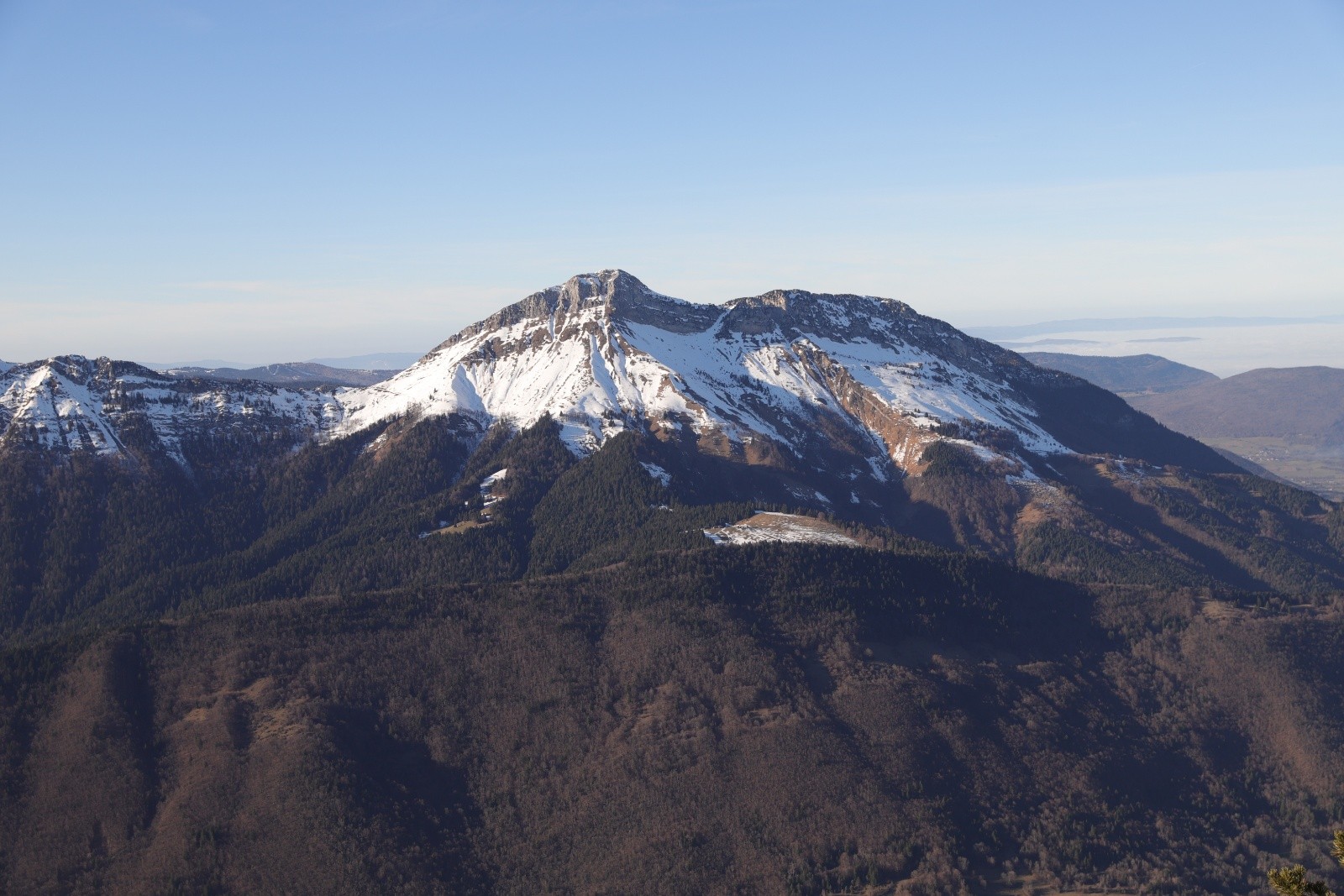 &nbsp;Mont Colombier, visible depuis la crête