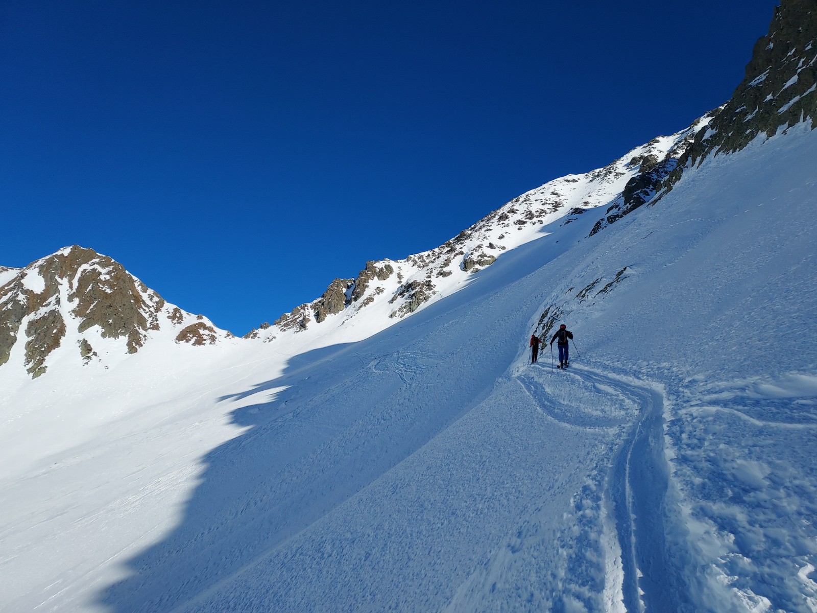 Oh, mais c'est de la bonne neige ici