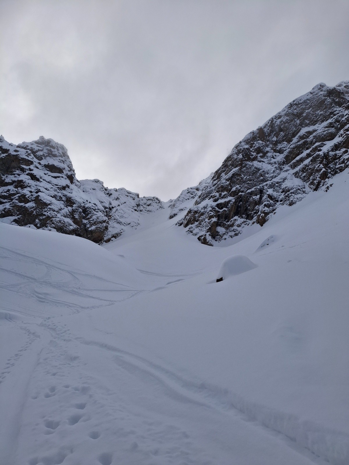 &nbsp;Petit couloir qui permet de rejoindre la montagne du Vallon