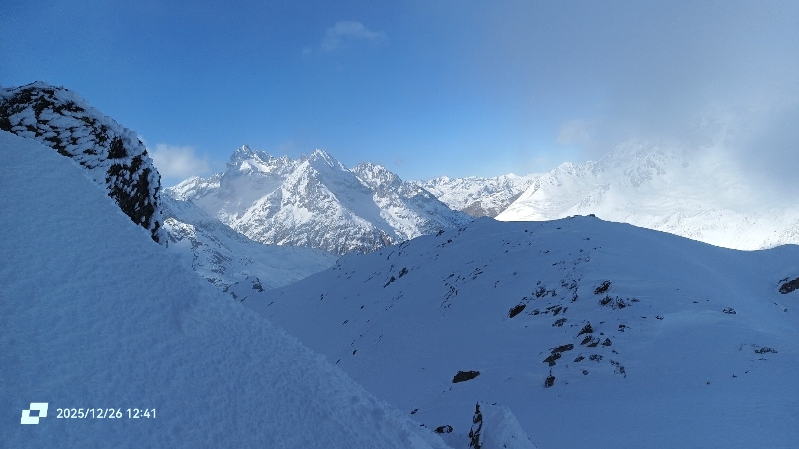 #9 La vue se dégage vers la Meije La vue se dégage vers la Meije